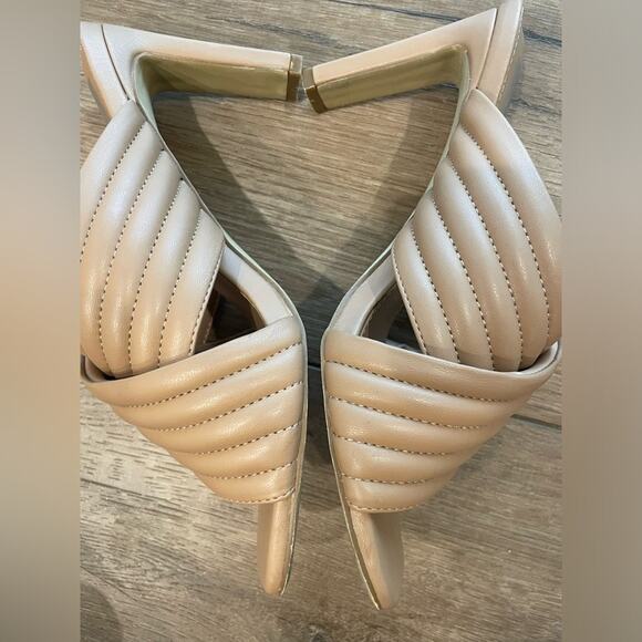 Dolce Vita Nude/ Neutral Heel Sandals‎ Size 7.5 - Picture 9 of 9